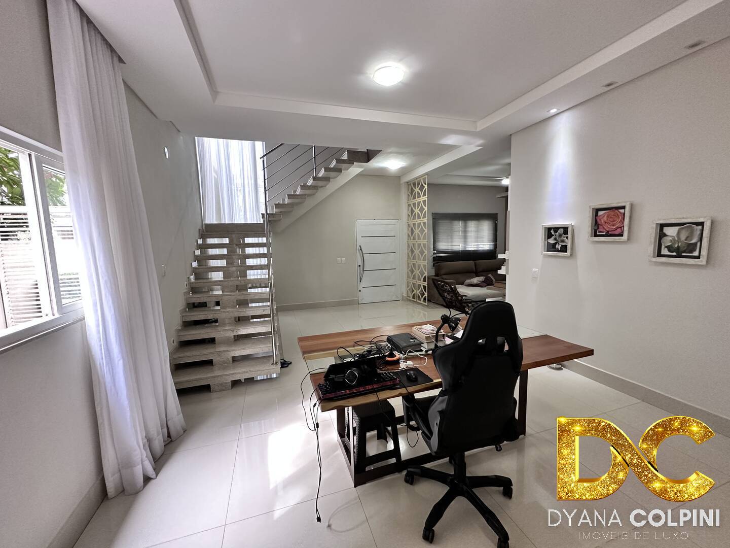 Casa de Condomínio à venda com 4 quartos, 295m² - Foto 5