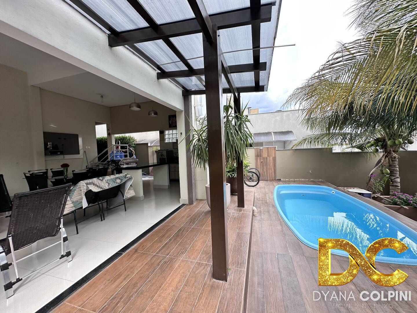 Casa de Condomínio à venda com 4 quartos, 295m² - Foto 26