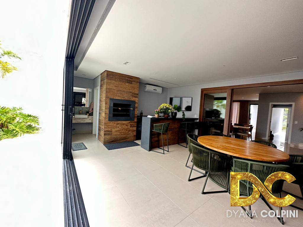 Casa de Condomínio à venda com 4 quartos, 359m² - Foto 3