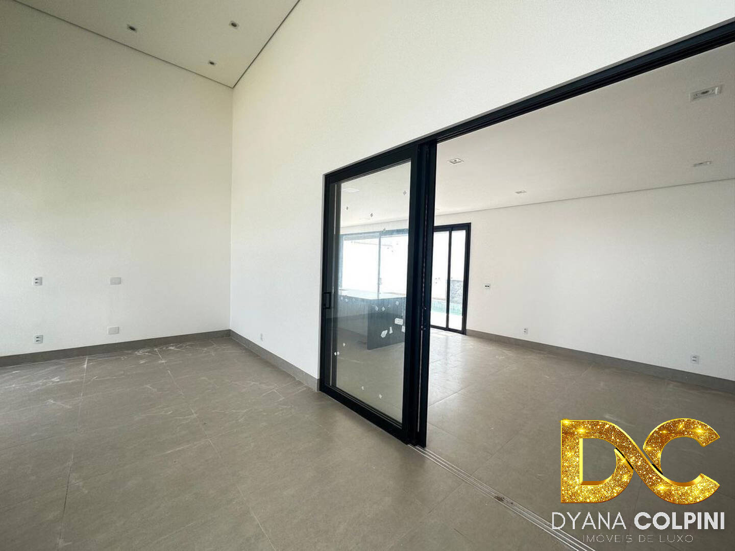 Casa de Condomínio à venda com 3 quartos, 200m² - Foto 10