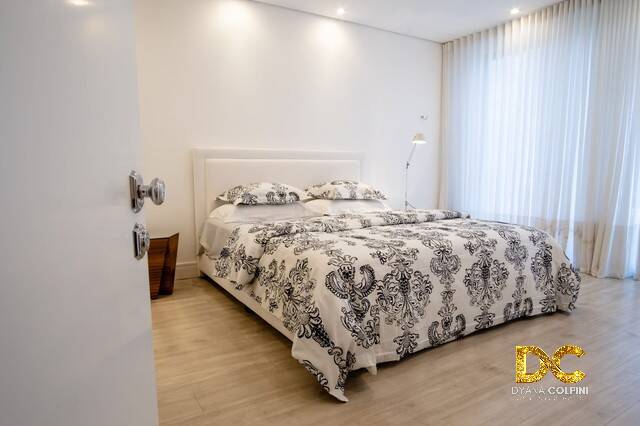 Casa de Condomínio à venda com 5 quartos, 353m² - Foto 9