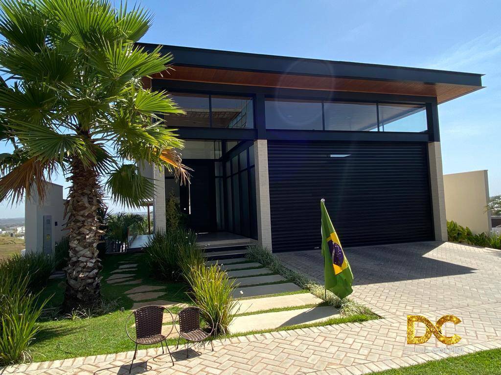 Casa de Condomínio à venda com 3 quartos, 370m² - Foto 1