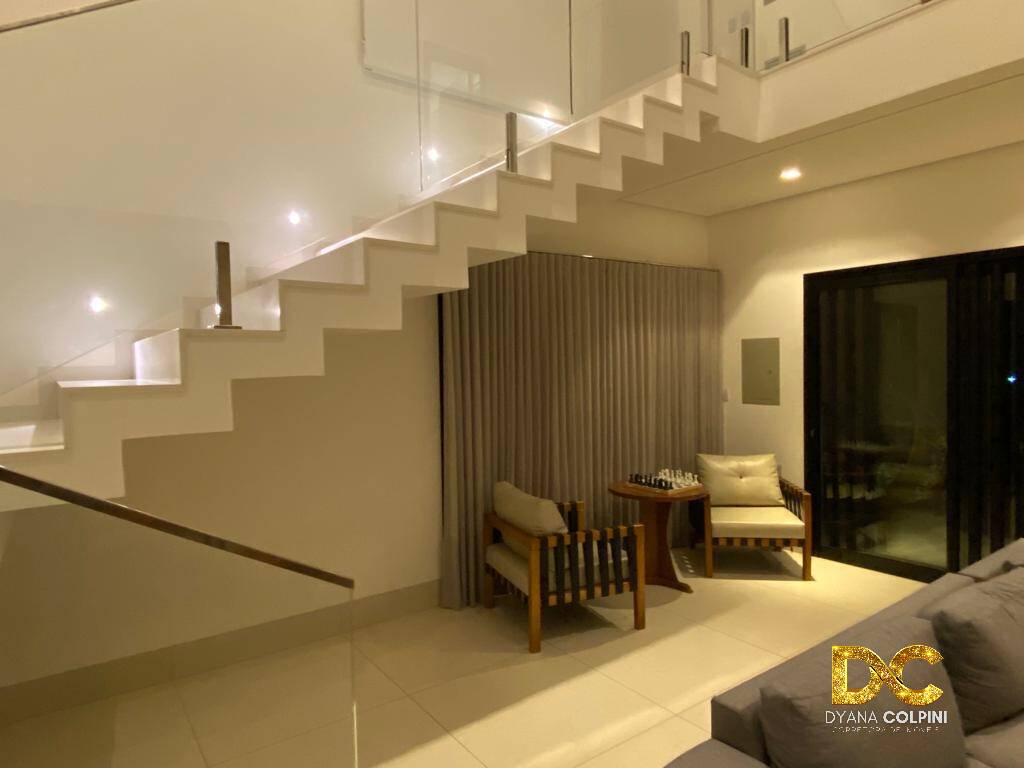 Casa de Condomínio à venda com 3 quartos, 370m² - Foto 4