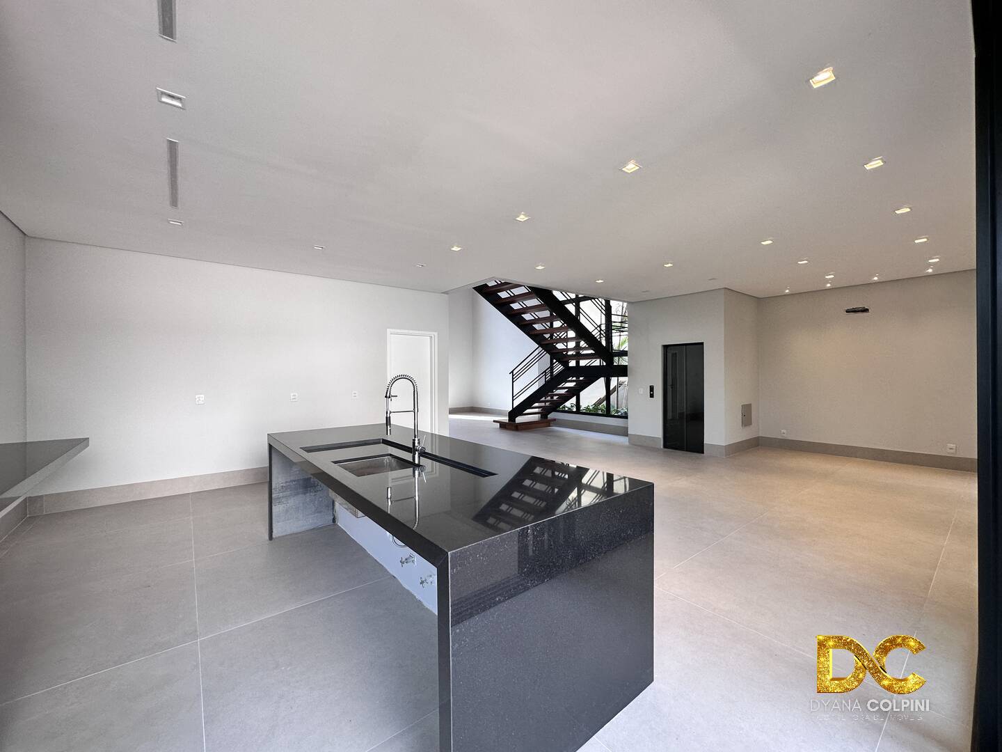 Casa de Condomínio à venda com 3 quartos, 384m² - Foto 7