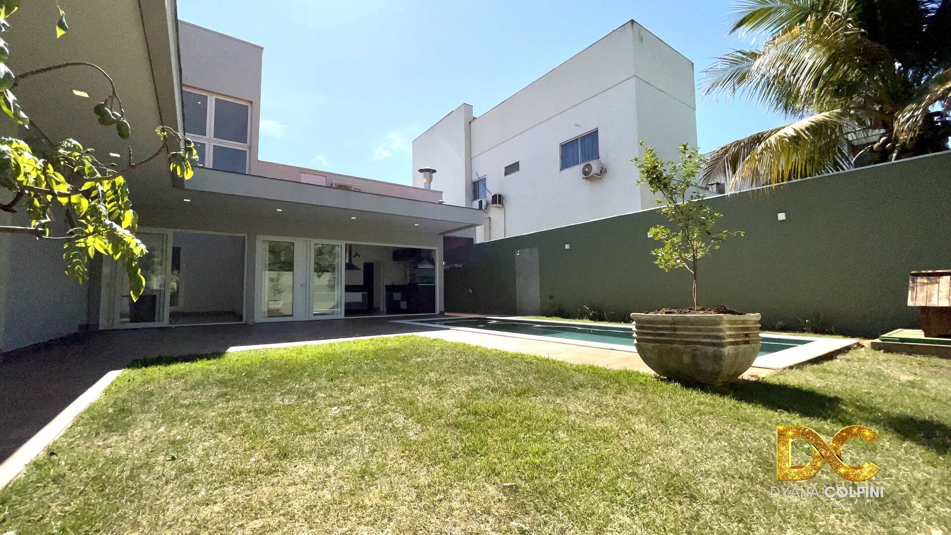 Casa de Condomínio à venda com 3 quartos, 330m² - Foto 19