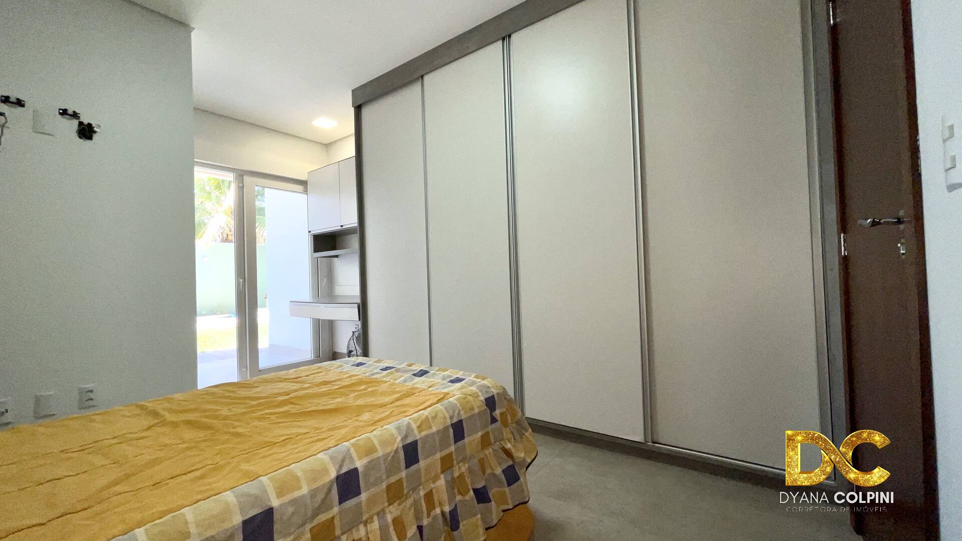 Casa de Condomínio à venda com 3 quartos, 330m² - Foto 29