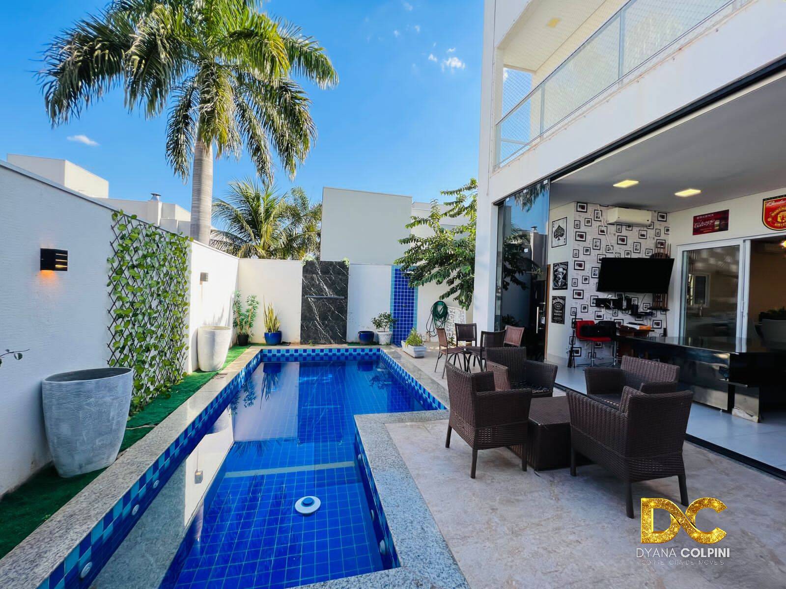 Casa de Condomínio à venda com 4 quartos, 333m² - Foto 3