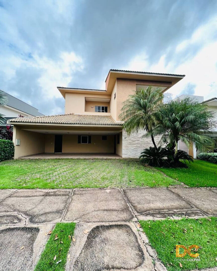 Casa de Condomínio à venda com 4 quartos, 320m² - Foto 1