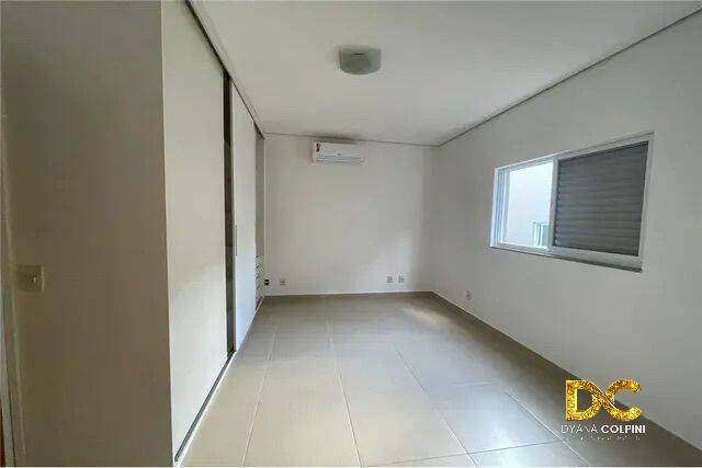 Casa de Condomínio à venda com 3 quartos, 305m² - Foto 9