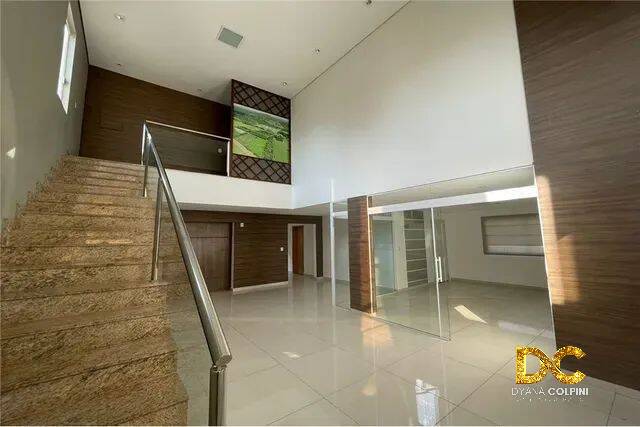 Casa de Condomínio à venda com 3 quartos, 305m² - Foto 3