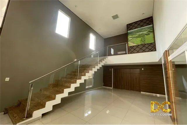 Casa de Condomínio à venda com 3 quartos, 305m² - Foto 2