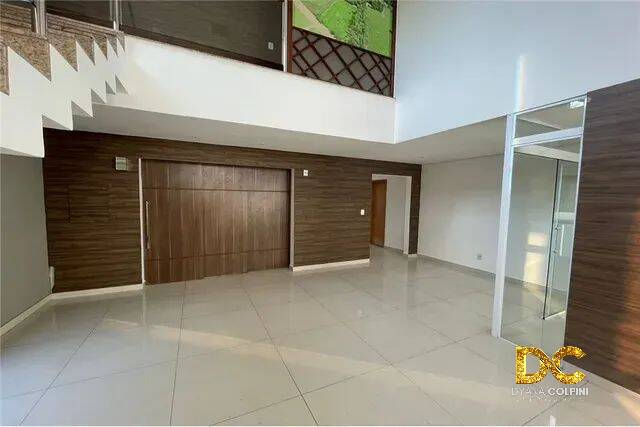 Casa de Condomínio à venda com 3 quartos, 305m² - Foto 4