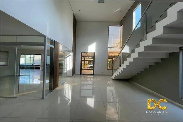 Casa de Condomínio à venda com 3 quartos, 305m² - Foto 5