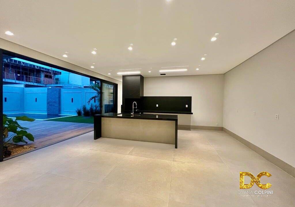 Casa de Condomínio à venda com 3 quartos, 384m² - Foto 15