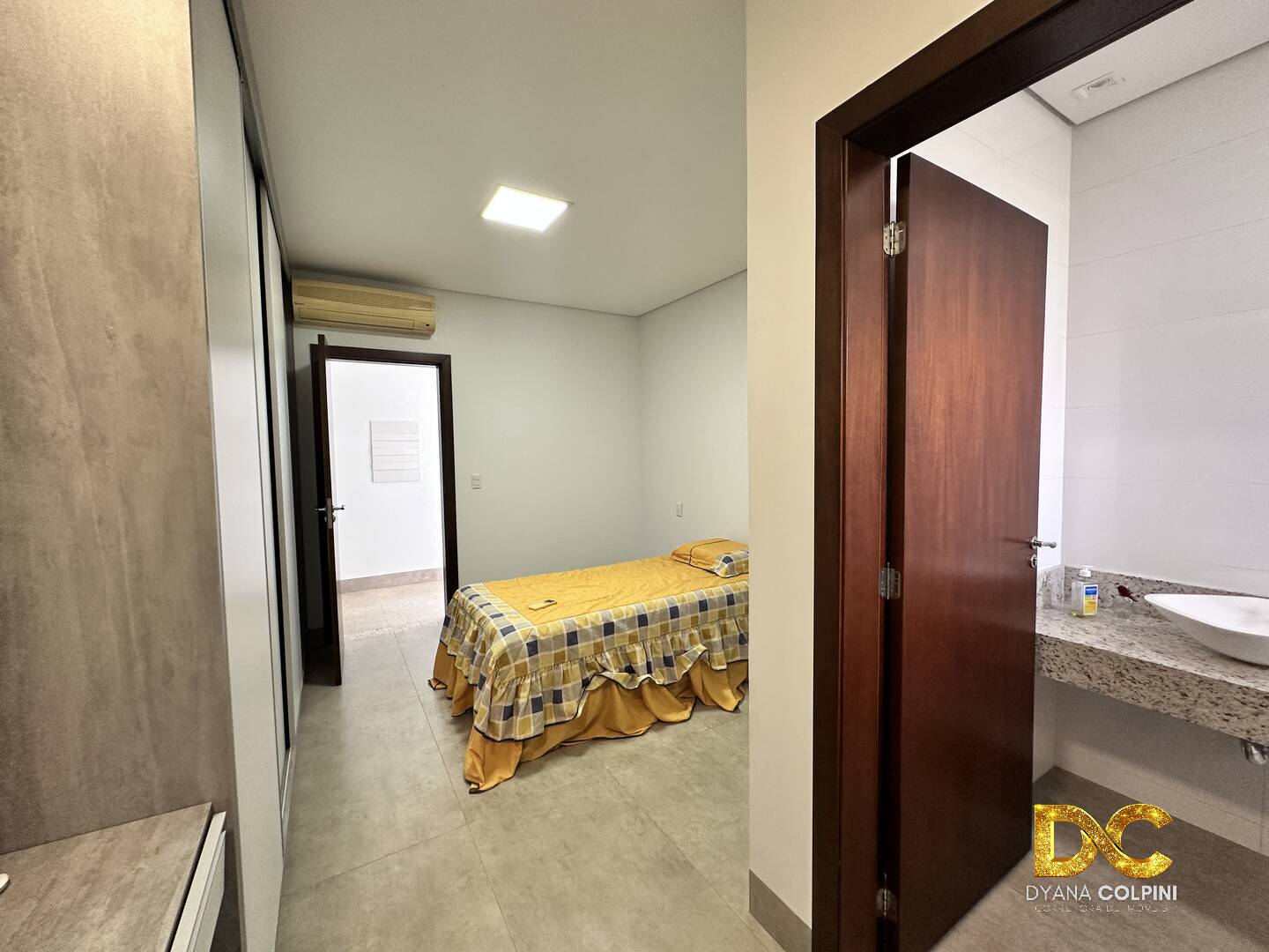 Casa de Condomínio à venda com 3 quartos, 330m² - Foto 40