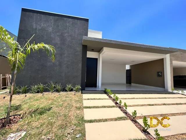 Casa de Condomínio à venda com 3 quartos, 210m² - Foto 1