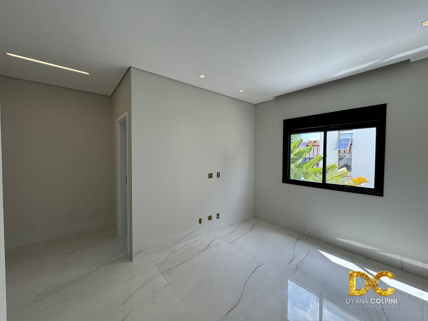 Casa de Condomínio à venda com 4 quartos, 280m² - Foto 12