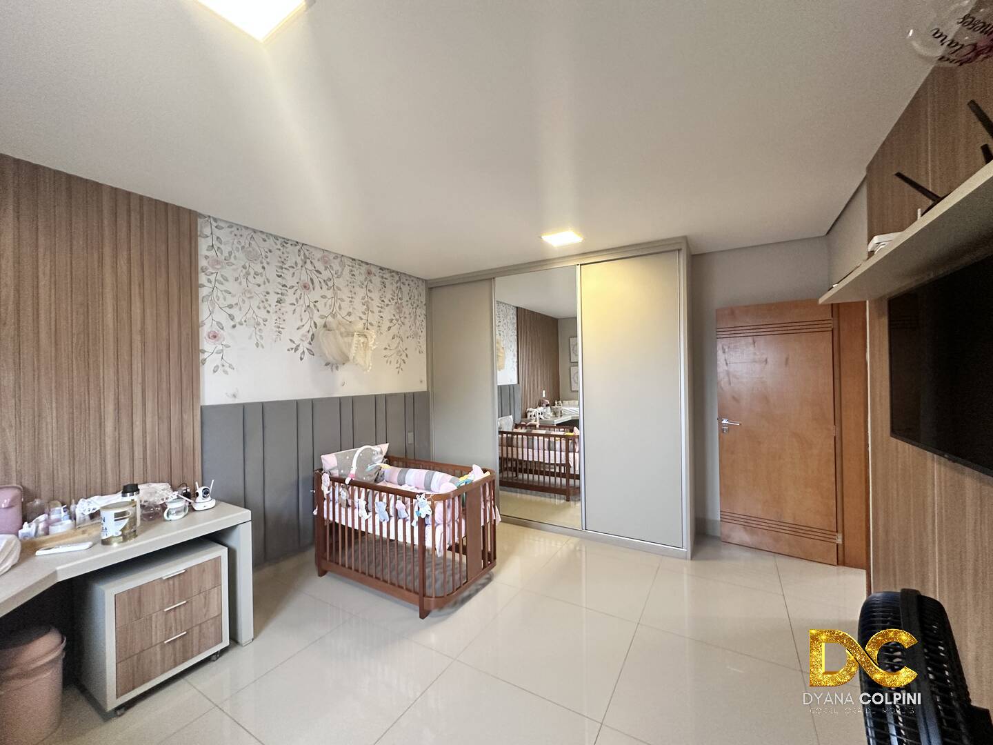 Casa de Condomínio à venda com 3 quartos, 325m² - Foto 17