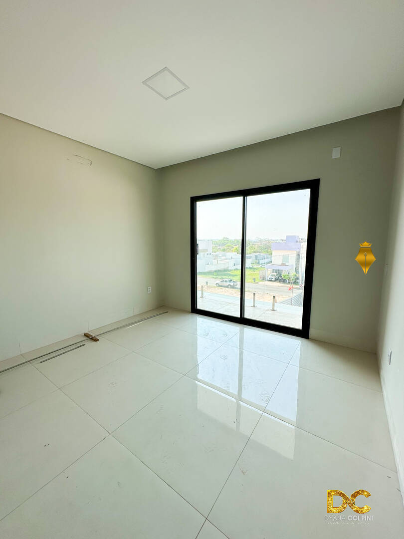 Casa à venda com 3 quartos, 215m² - Foto 11