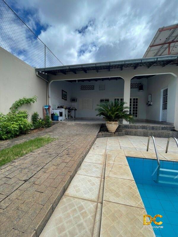 Casa à venda com 4 quartos, 432m² - Foto 17