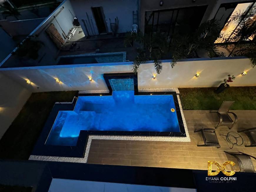 Casa de Condomínio à venda com 3 quartos, 225m² - Foto 15