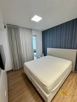 Apartamento à venda com 4 quartos, 226m² - Foto 13