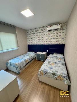 Apartamento à venda com 4 quartos, 226m² - Foto 19