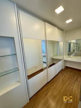 Apartamento à venda com 4 quartos, 226m² - Foto 20