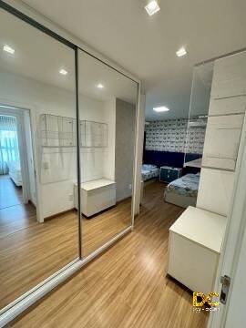 Apartamento à venda com 4 quartos, 226m² - Foto 24