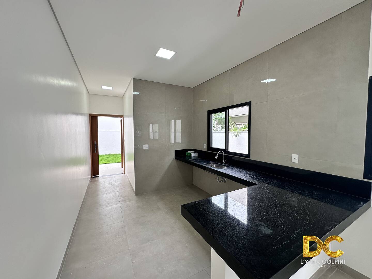 Casa de Condomínio para alugar com 3 quartos, 160m² - Foto 8