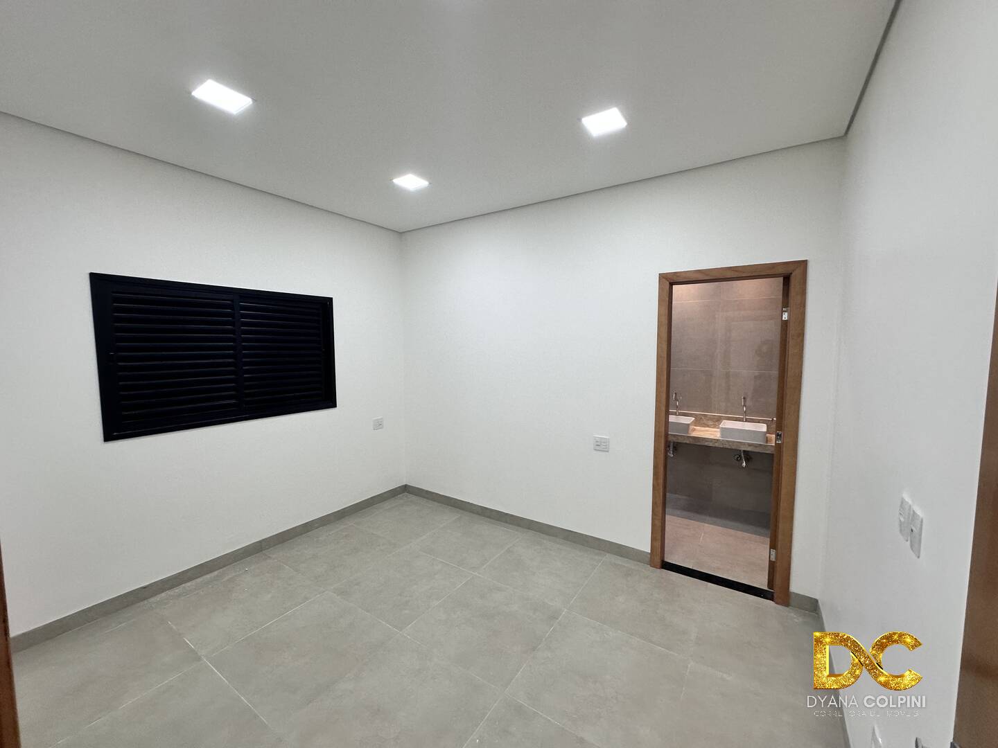 Casa de Condomínio para alugar com 3 quartos, 160m² - Foto 12