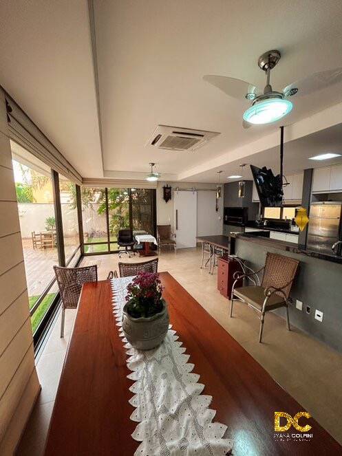 Casa de Condomínio à venda com 4 quartos, 324m² - Foto 4