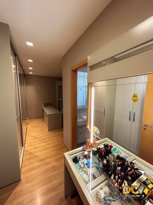 Apartamento à venda com 3 quartos, 182m² - Foto 6