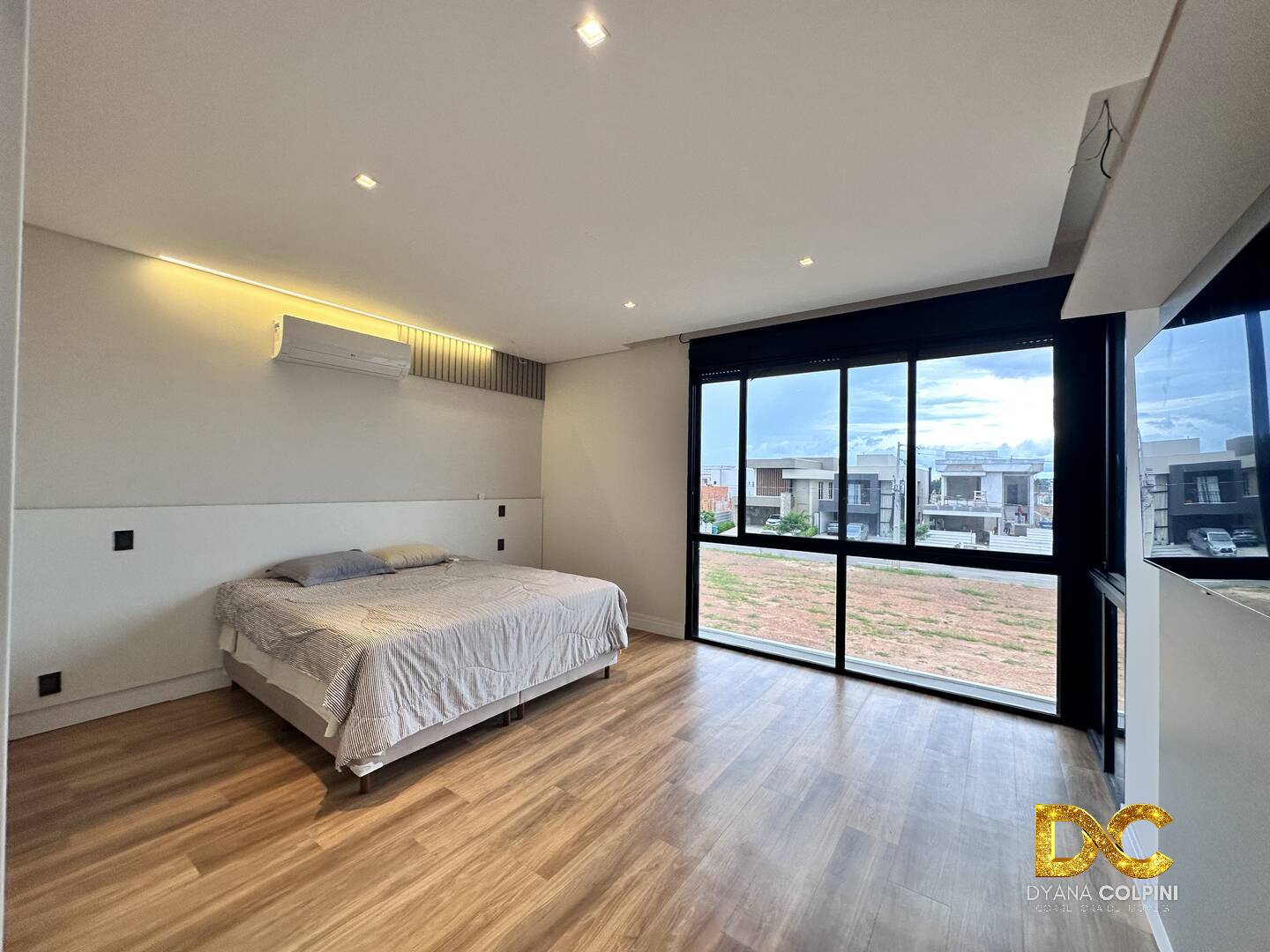 Casa de Condomínio à venda e aluguel com 3 quartos, 262m² - Foto 11