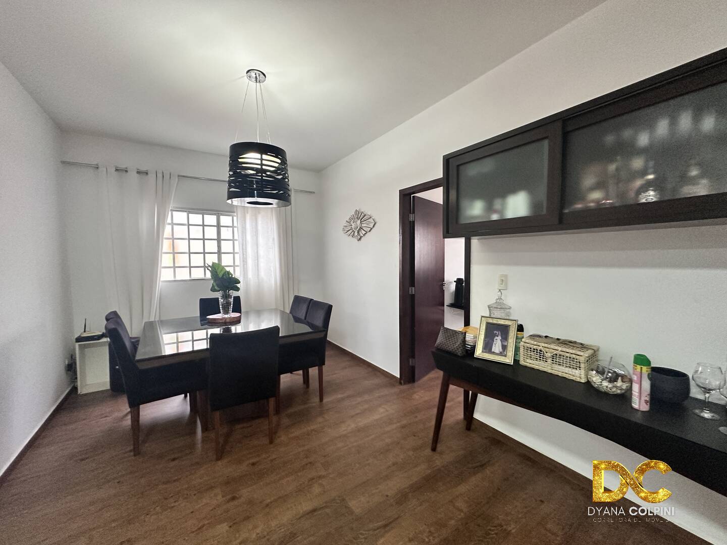 Casa à venda com 3 quartos, 186m² - Foto 2