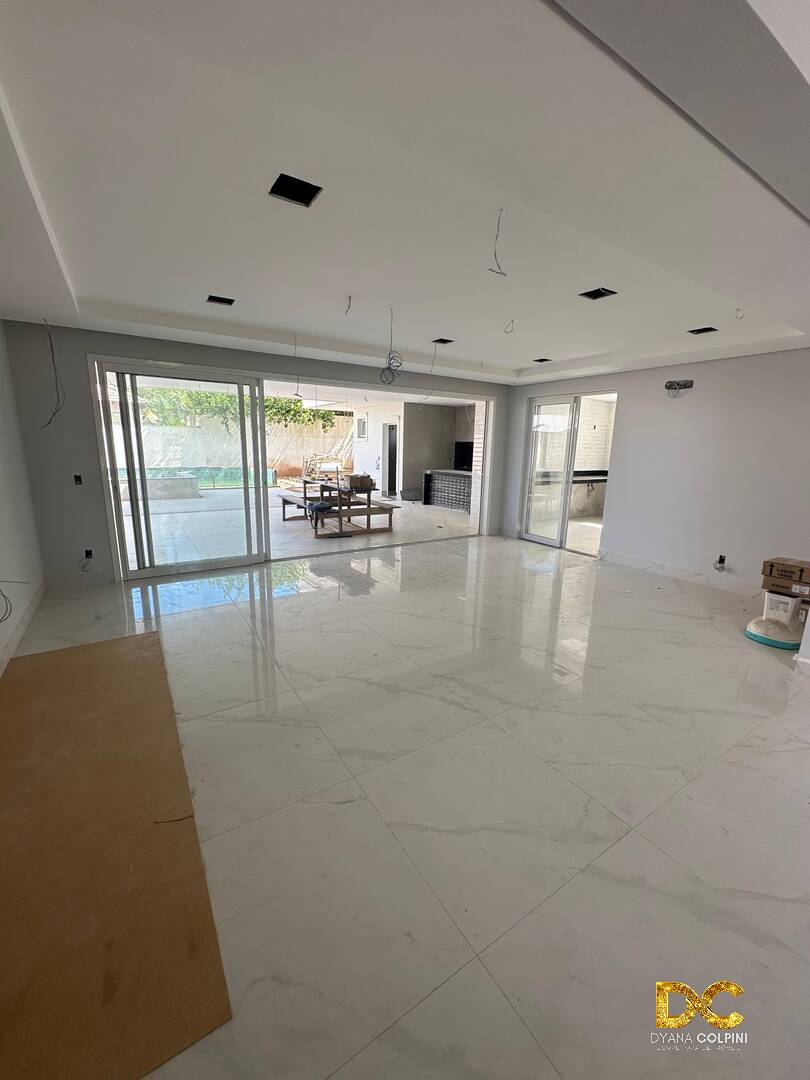 Casa de Condomínio à venda com 4 quartos, 393m² - Foto 3