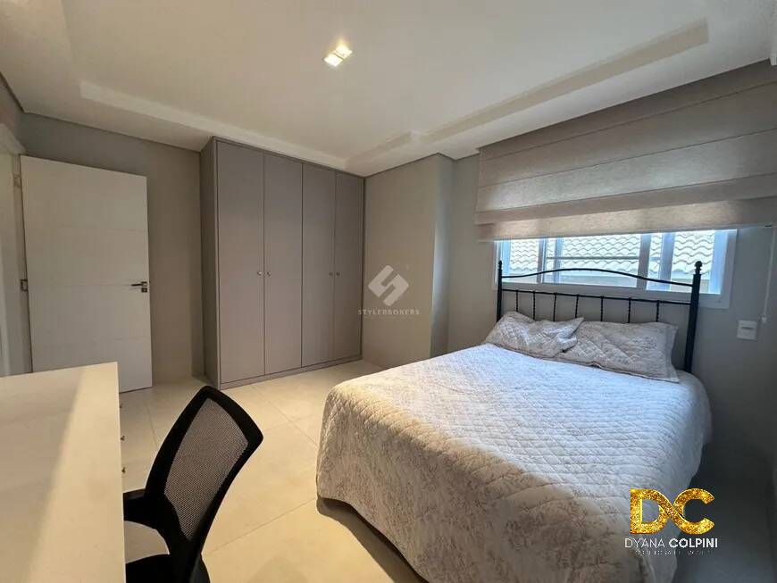 Casa de Condomínio à venda com 3 quartos, 368m² - Foto 15