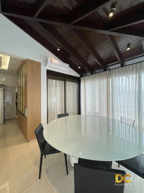 Casa de Condomínio à venda com 4 quartos, 305m² - Foto 11