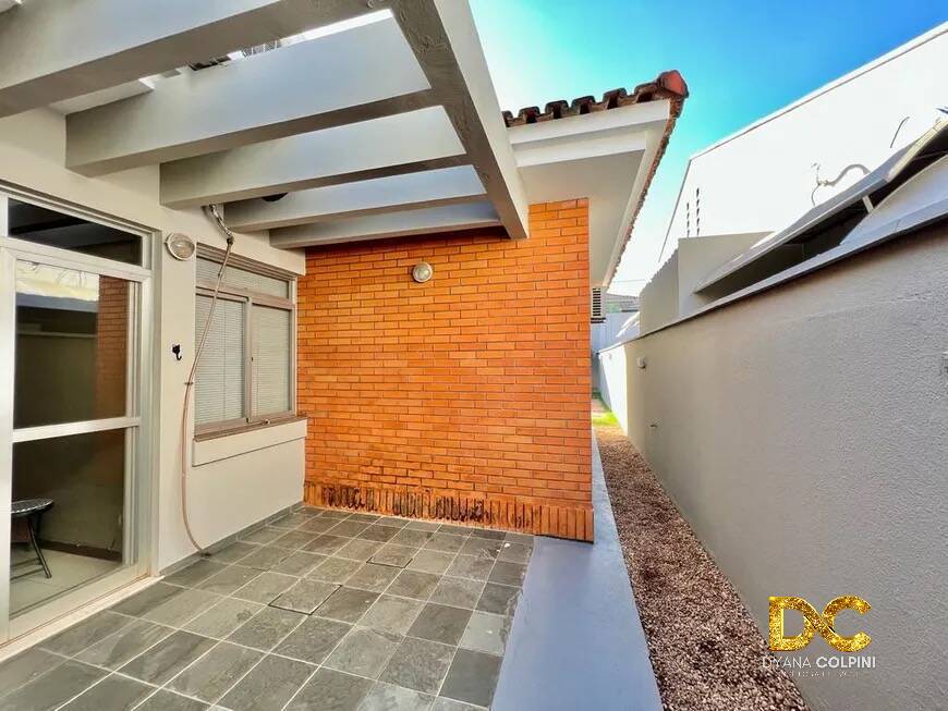 Casa de Condomínio à venda com 3 quartos, 212m² - Foto 14