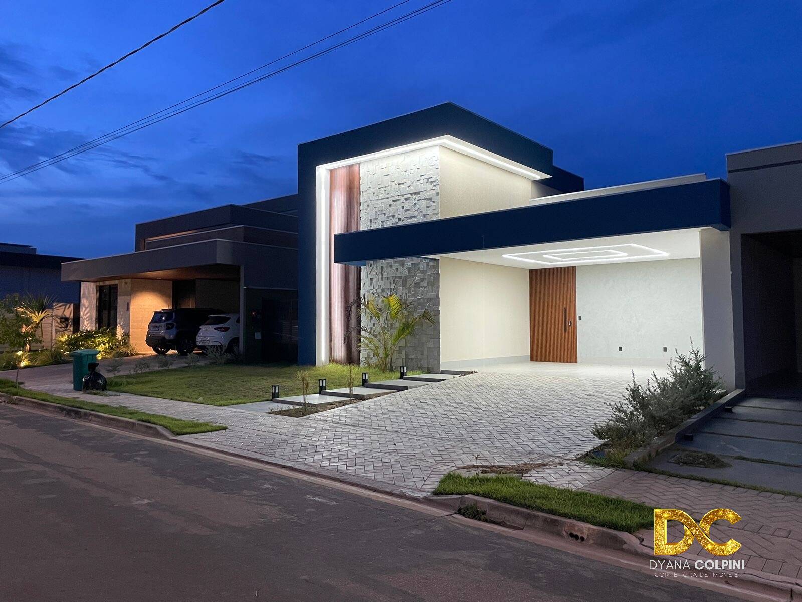 Casa de Condomínio à venda com 3 quartos, 241m² - Foto 3