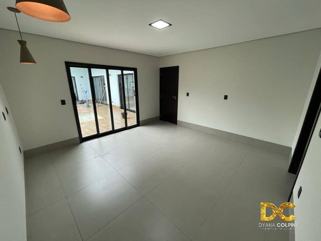 Casa de Condomínio à venda com 3 quartos, 241m² - Foto 7