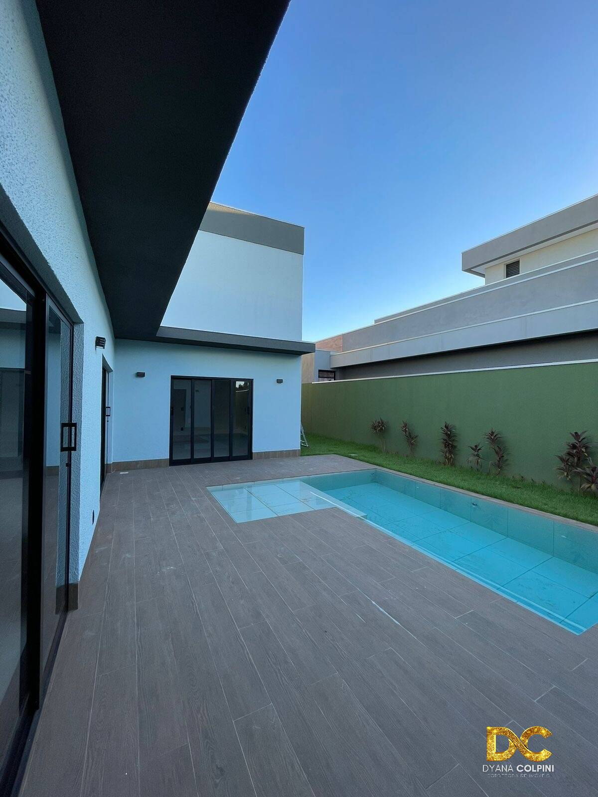 Casa de Condomínio à venda com 3 quartos, 241m² - Foto 13