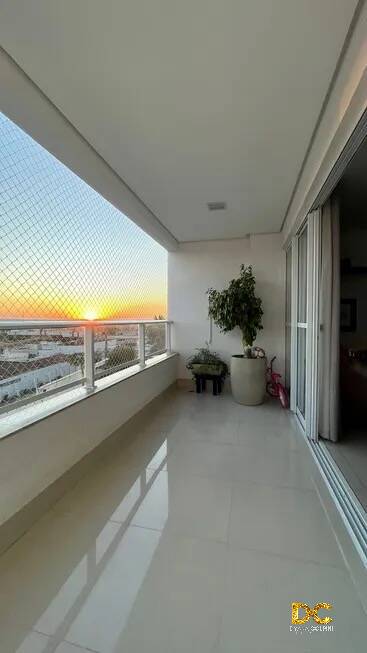 Apartamento à venda com 3 quartos, 147m² - Foto 9