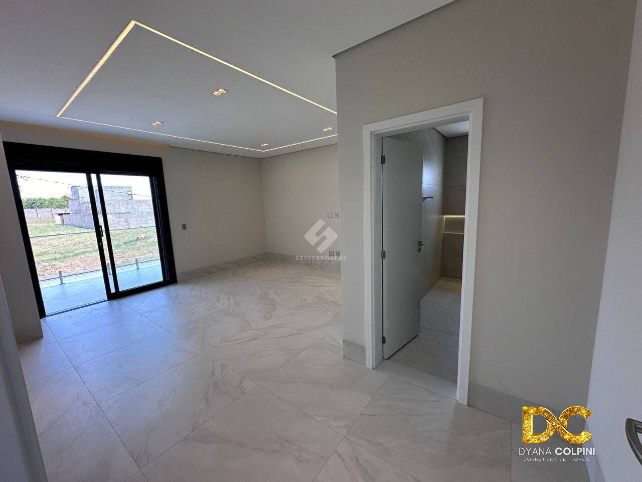 Casa de Condomínio à venda com 4 quartos, 425m² - Foto 19