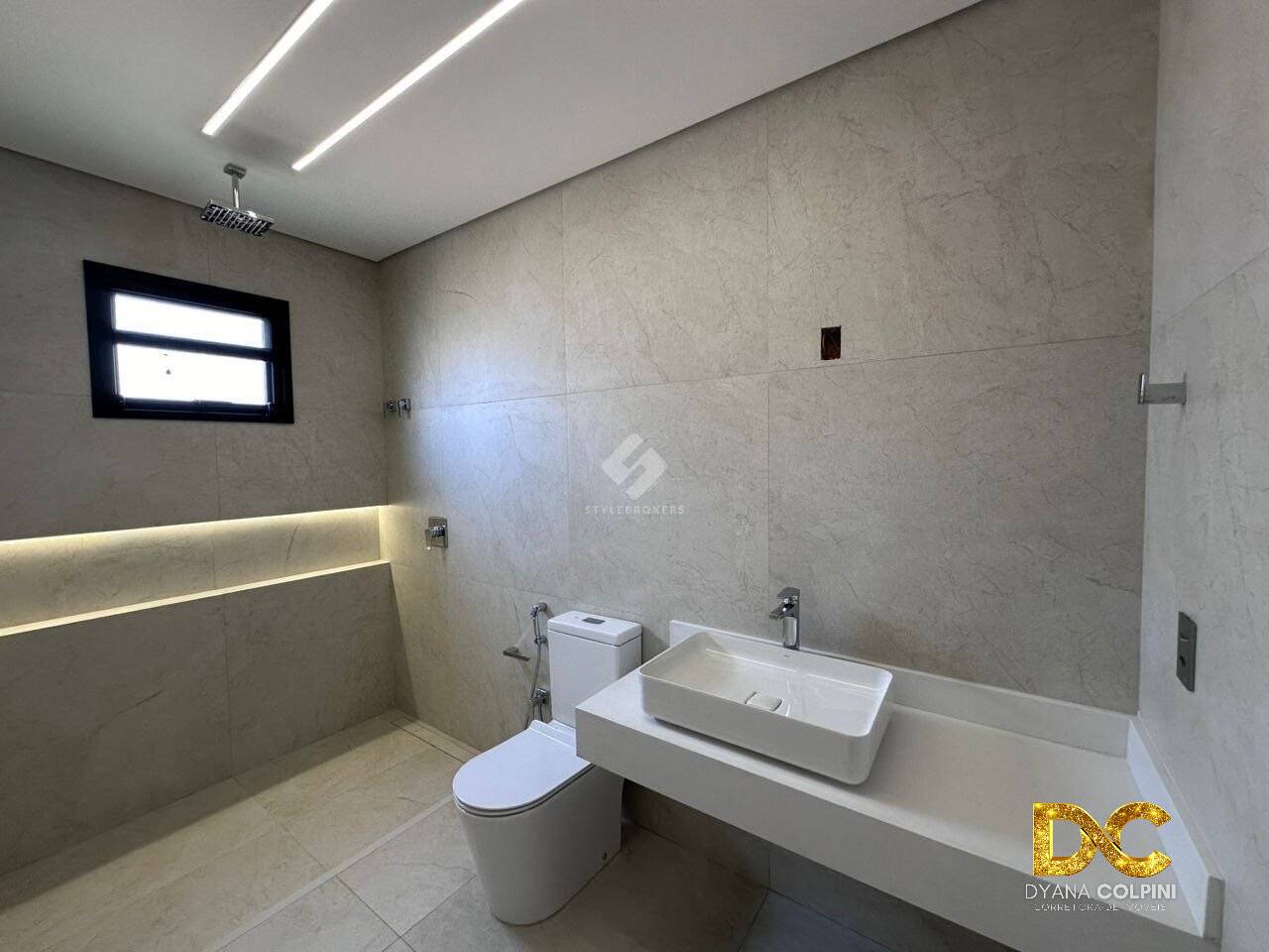 Casa de Condomínio à venda com 4 quartos, 425m² - Foto 25