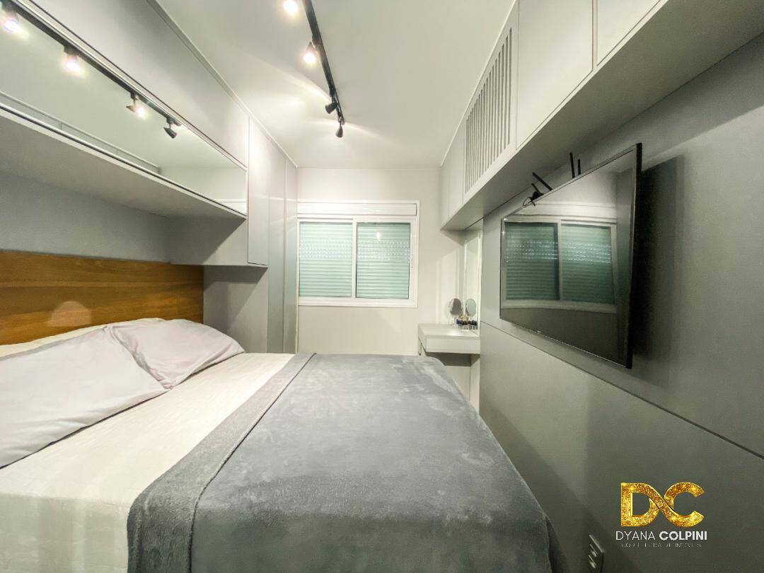 Apartamento à venda com 2 quartos, 79m² - Foto 9