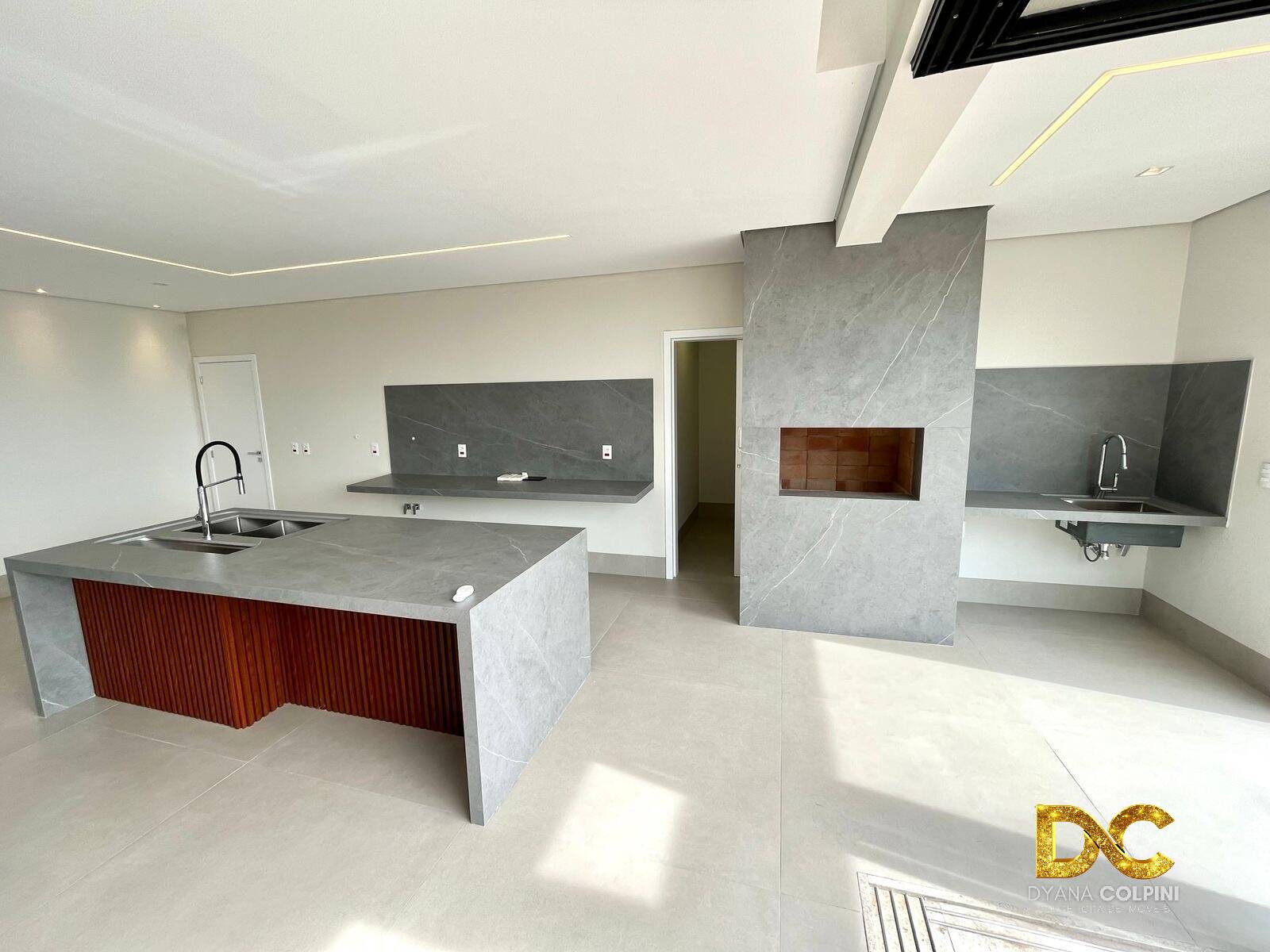 Casa de Condomínio à venda com 4 quartos, 385m² - Foto 8