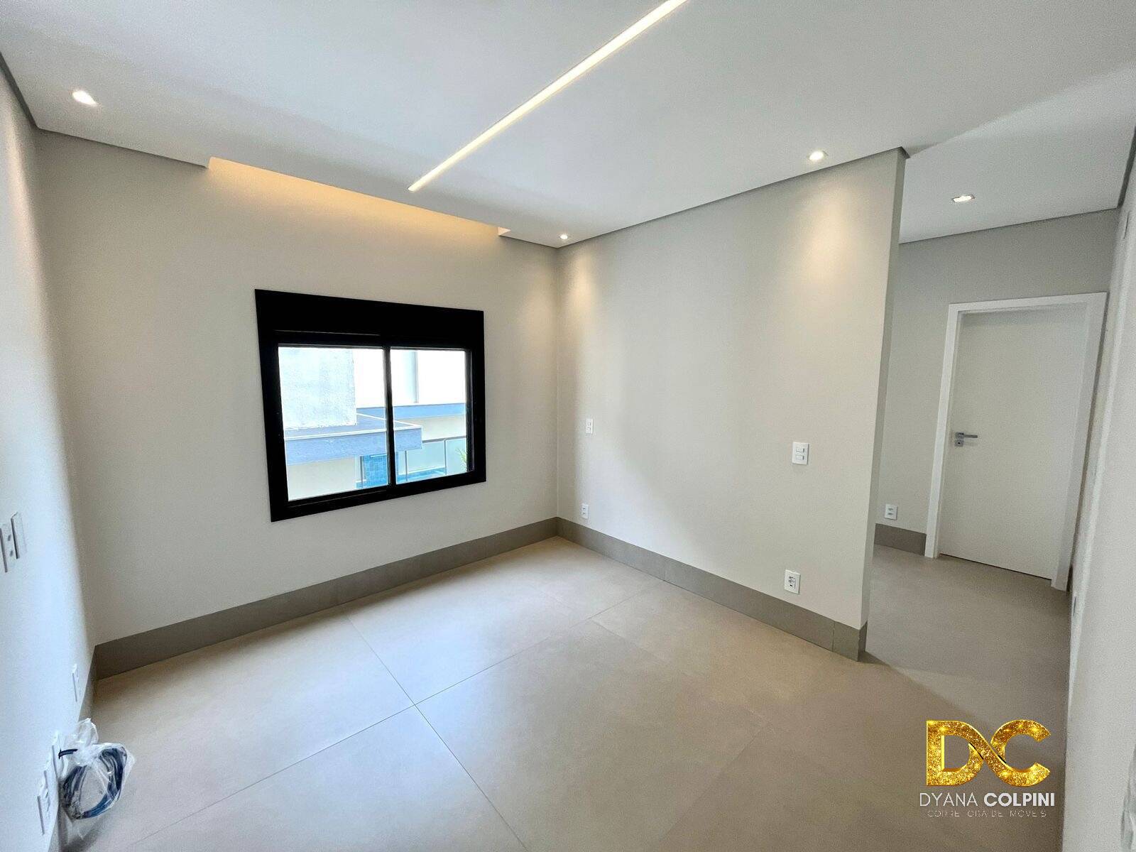 Casa de Condomínio à venda com 4 quartos, 385m² - Foto 25