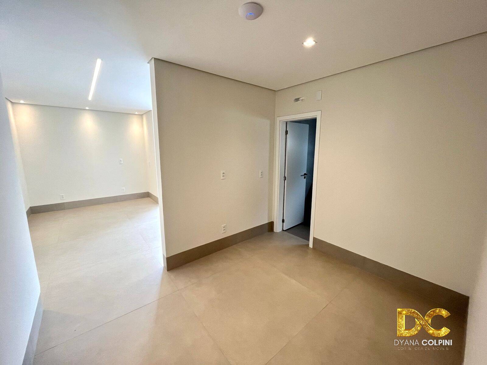 Casa de Condomínio à venda com 4 quartos, 385m² - Foto 26