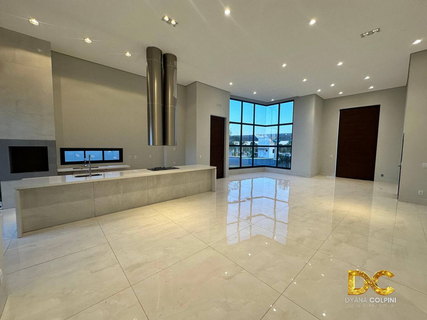 Casa de Condomínio à venda com 4 quartos, 302m² - Foto 13